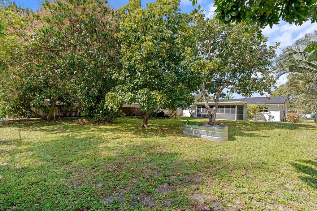 324 Sandpiper Avenue Royal Palm Beach FL 33411