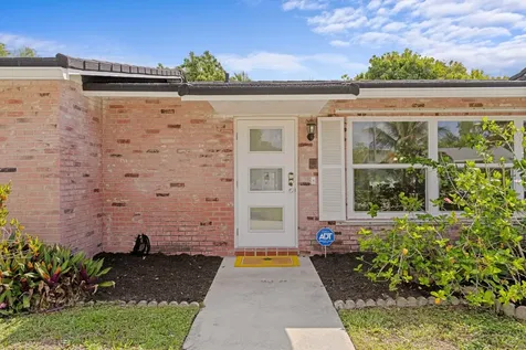 324 Sandpiper Avenue Royal Palm Beach FL 33411