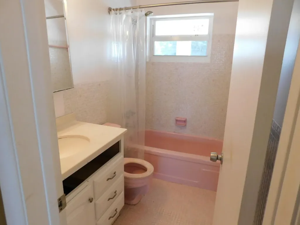 4770 NW 10 Court NW Plantation FL 33313