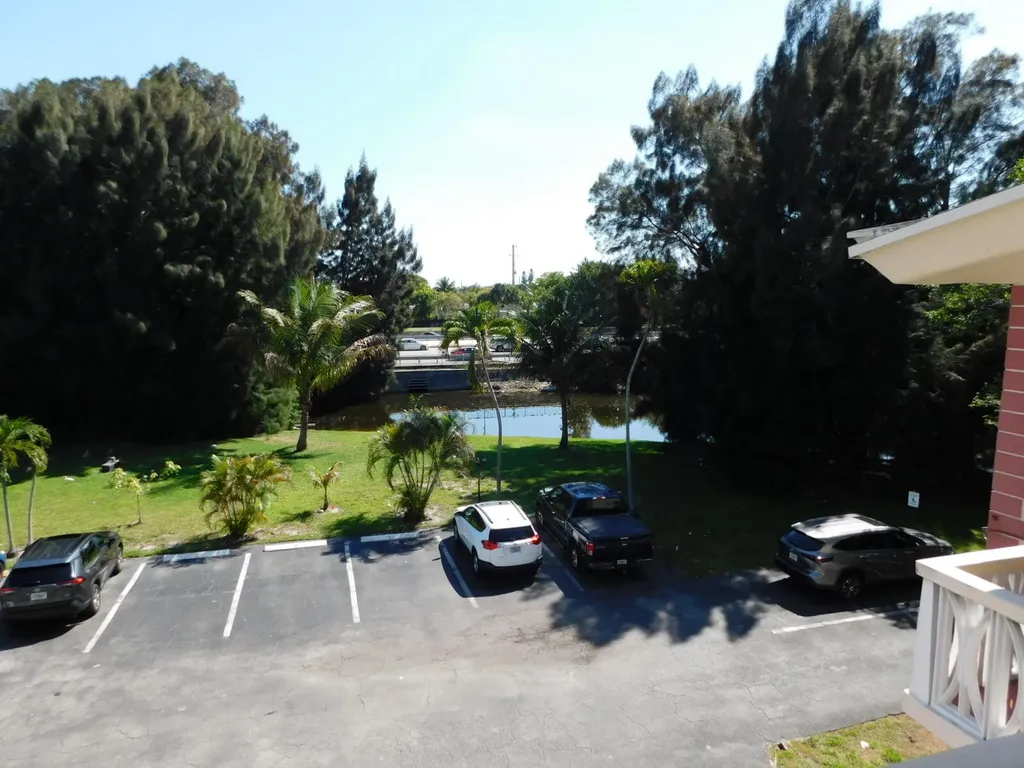 4770 NW 10 Court NW Plantation FL 33313