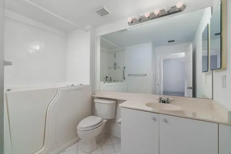 7623 Southampton Terrace Tamarac FL 33321