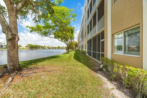 7623 Southampton Terrace Tamarac FL 33321