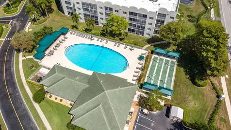 7623 Southampton Terrace Tamarac FL 33321