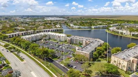 7623 Southampton Terrace Tamarac FL 33321