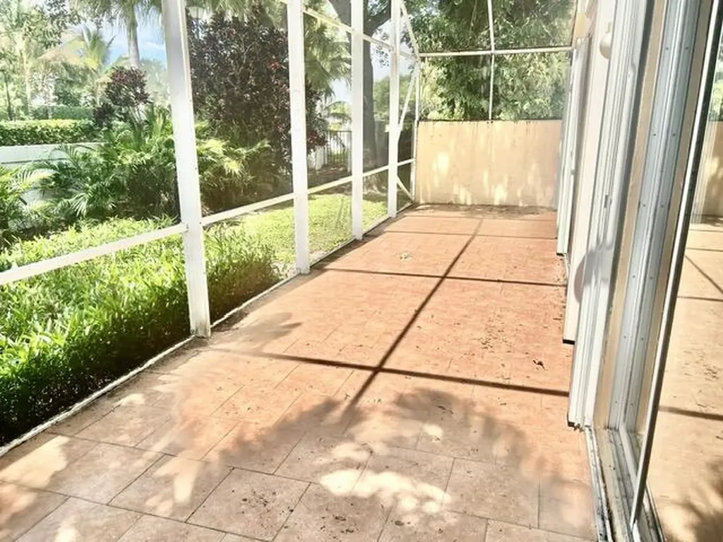 13507 Carrick Green Court Delray Beach FL 33446
