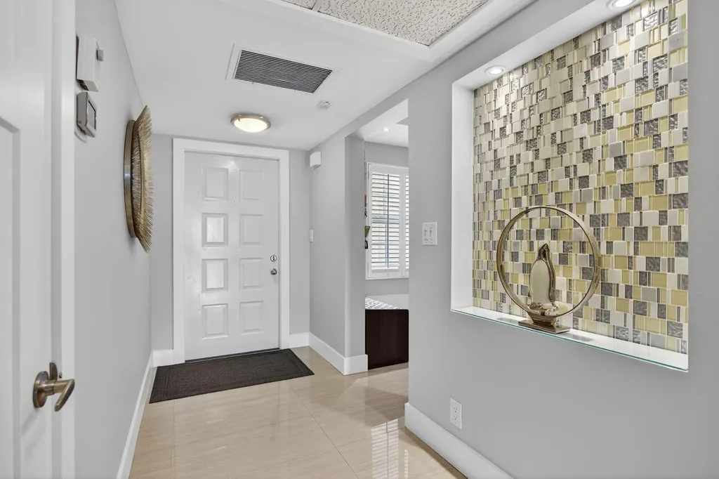 3503 Oaks Way Pompano Beach FL 33069