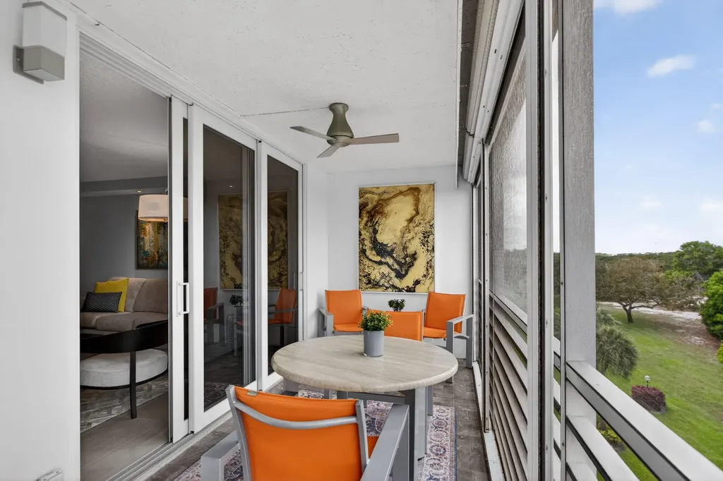 3503 Oaks Way Pompano Beach FL 33069