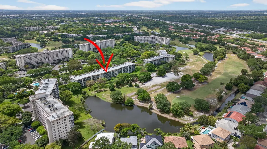 3503 Oaks Way Pompano Beach FL 33069