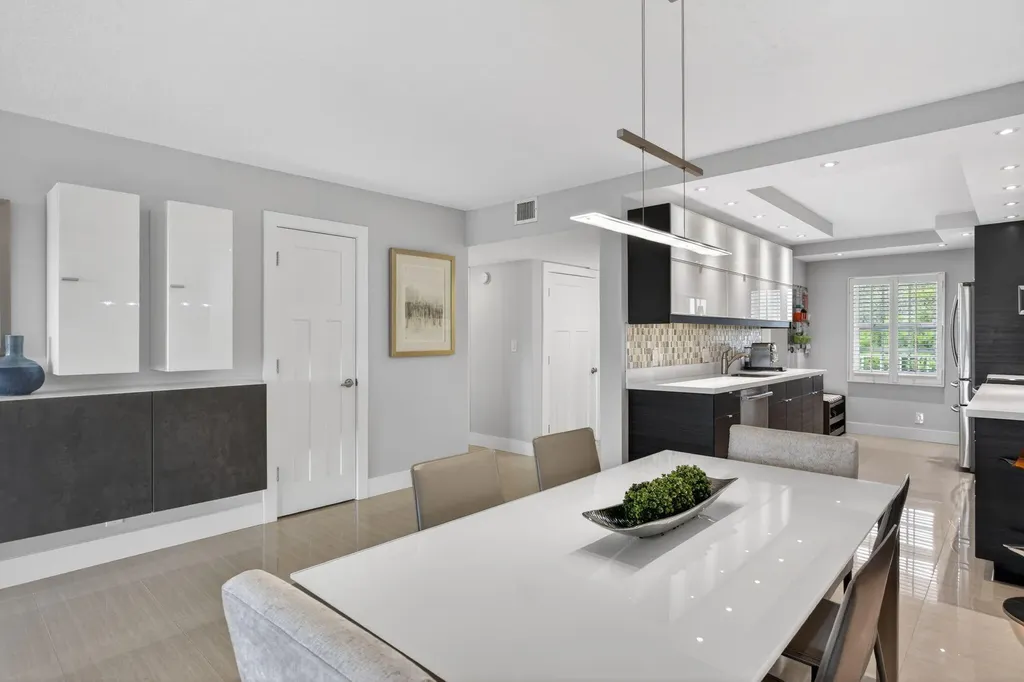 3503 Oaks Way Pompano Beach FL 33069