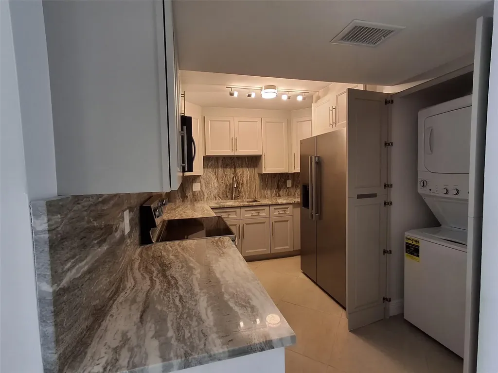 8763 Shadow Wood Boulevard Coral Springs FL 33071