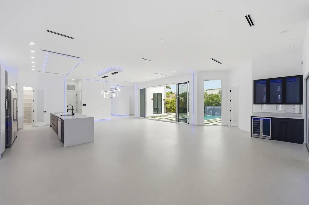 1629 NE 1st Avenue Fort Lauderdale FL 33305