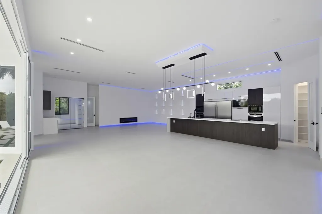 1629 NE 1st Avenue Fort Lauderdale FL 33305