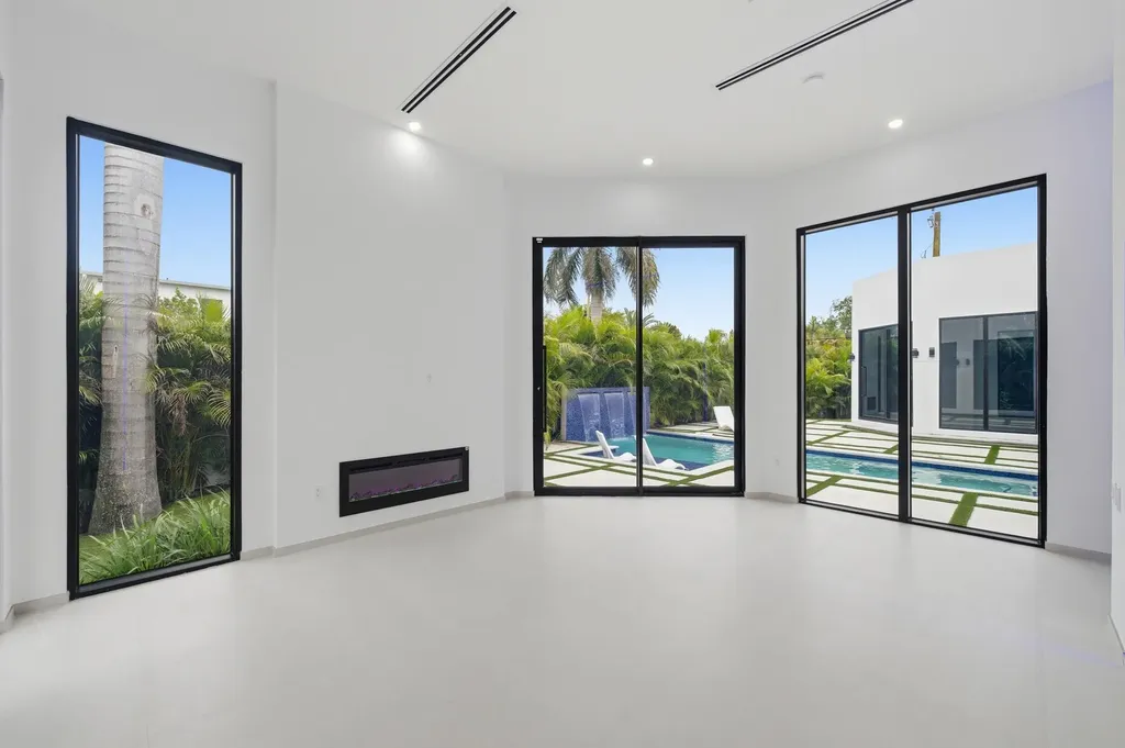 1629 NE 1st Avenue Fort Lauderdale FL 33305