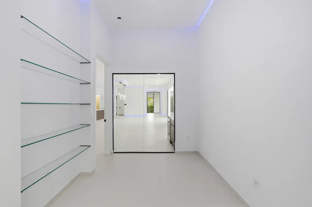 1629 NE 1st Avenue Fort Lauderdale FL 33305