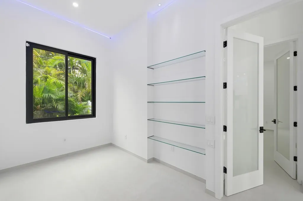 1629 NE 1st Avenue Fort Lauderdale FL 33305