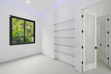 1629 NE 1st Avenue Fort Lauderdale FL 33305