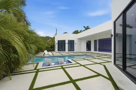 1629 NE 1st Avenue Fort Lauderdale FL 33305