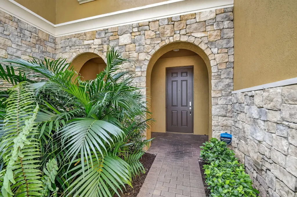 10457 Wellington Parc Drive Wellington FL 33449