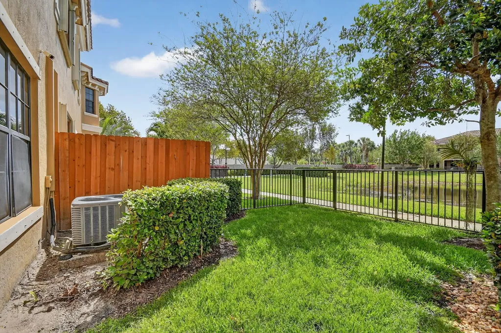 10457 Wellington Parc Drive Wellington FL 33449