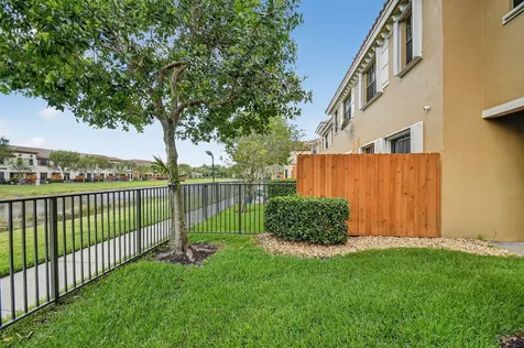 10457 Wellington Parc Drive Wellington FL 33449
