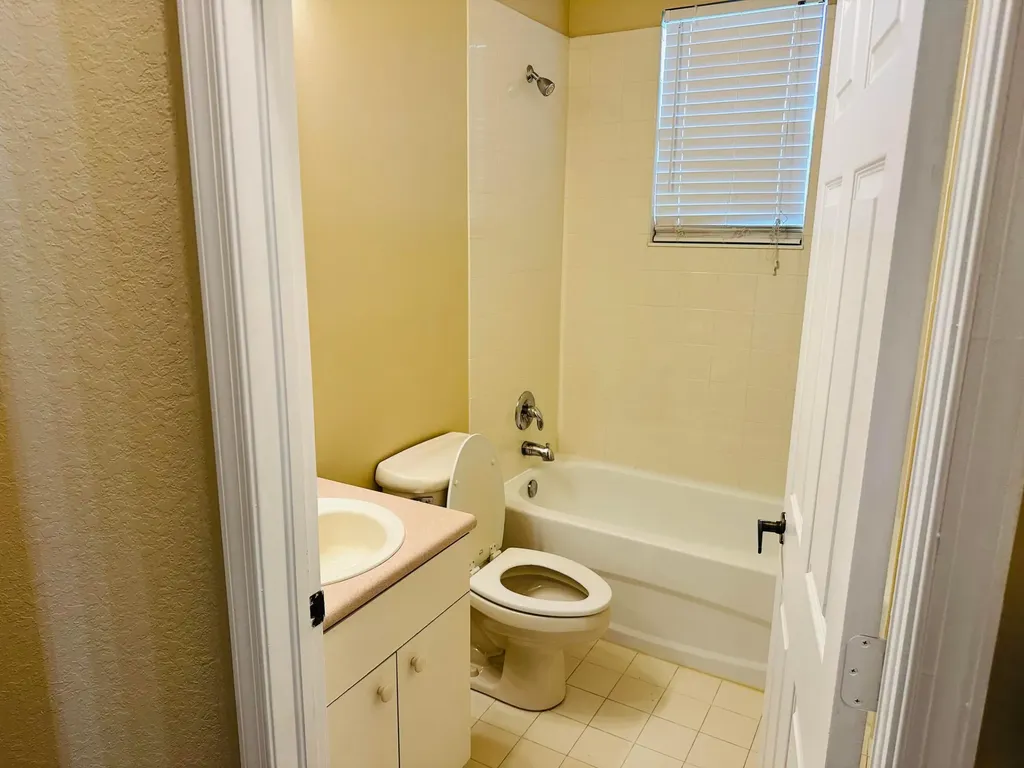 1756 SW Jamesport Drive Port St Lucie FL 34953