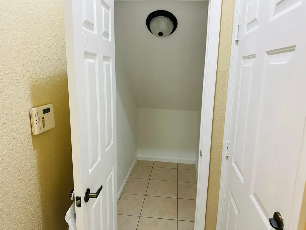 1756 SW Jamesport Drive Port St Lucie FL 34953