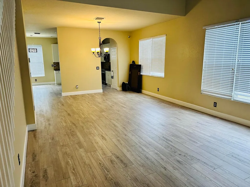 1756 SW Jamesport Drive Port St Lucie FL 34953