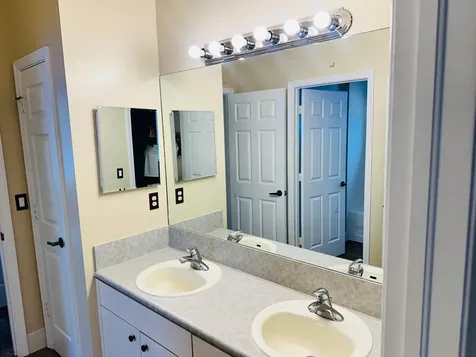 1756 SW Jamesport Drive Port St Lucie FL 34953