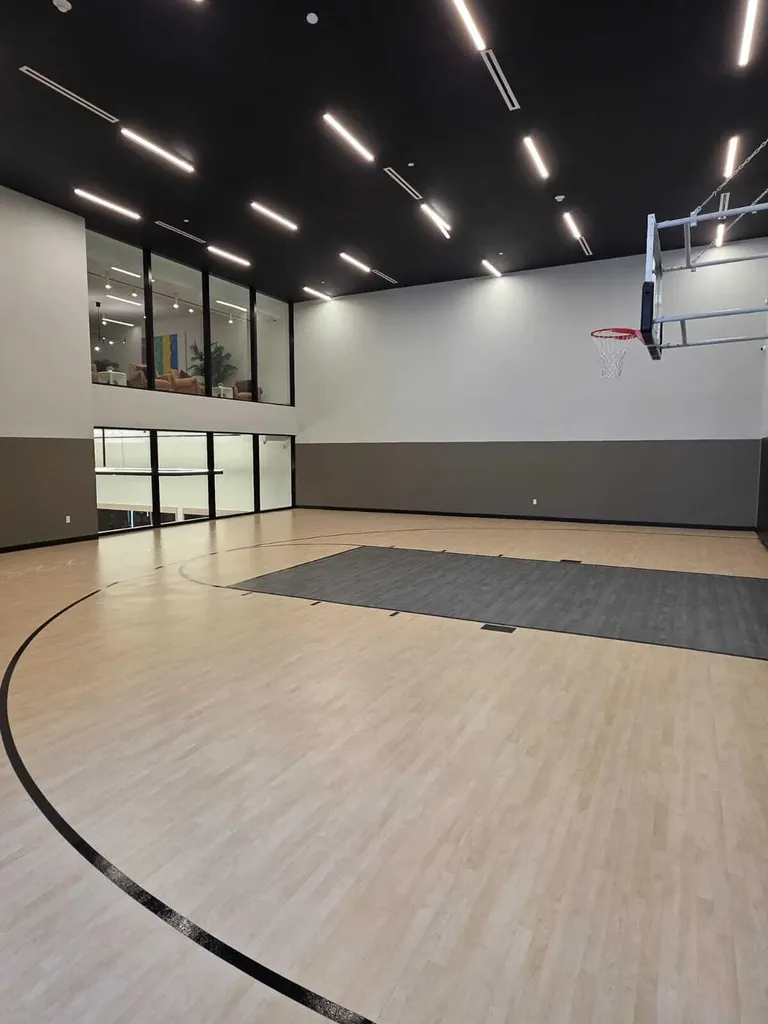 225 N Miami Avenue Miami FL 33128