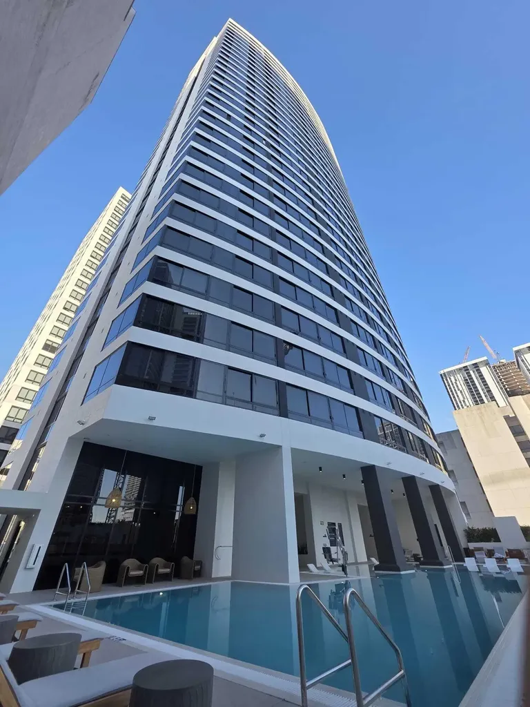 225 N Miami Avenue Miami FL 33128