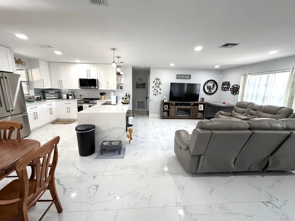357 Las Palmas Street Royal Palm Beach FL 33411