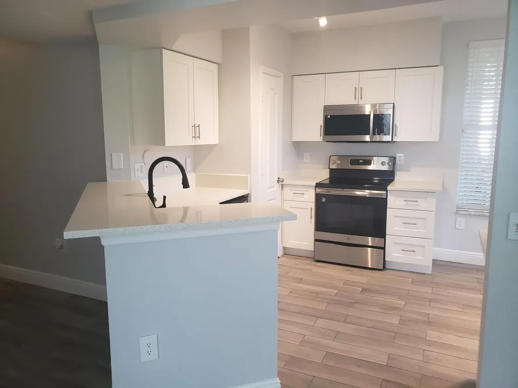 909 Belmont Place Boynton Beach FL 33436