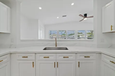 6571 NW 37th Avenue Coconut Creek FL 33073