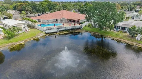 6571 NW 37th Avenue Coconut Creek FL 33073