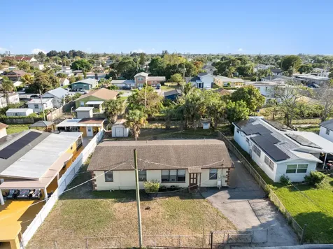 1449 W 35th Street Riviera Beach FL 33404