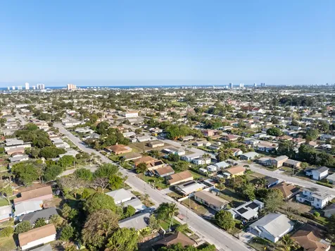 1449 W 35th Street Riviera Beach FL 33404