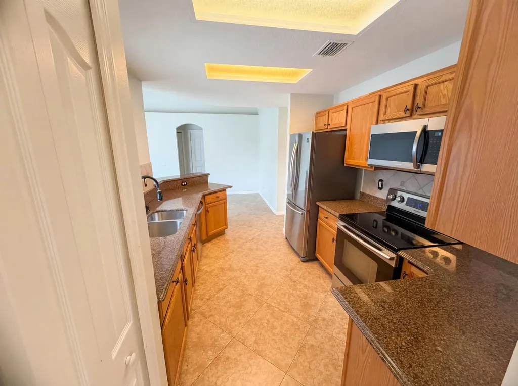 2332 SE Berkshire Boulevard Port St Lucie FL 34952