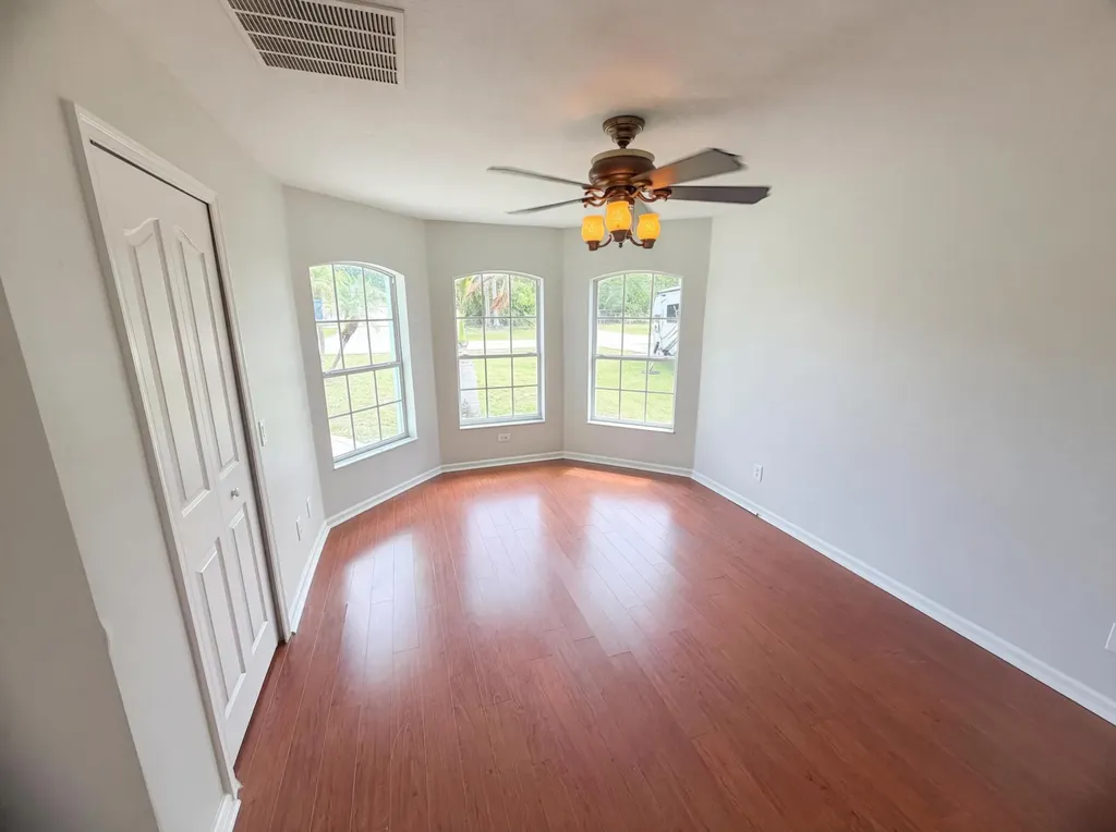 2332 SE Berkshire Boulevard Port St Lucie FL 34952