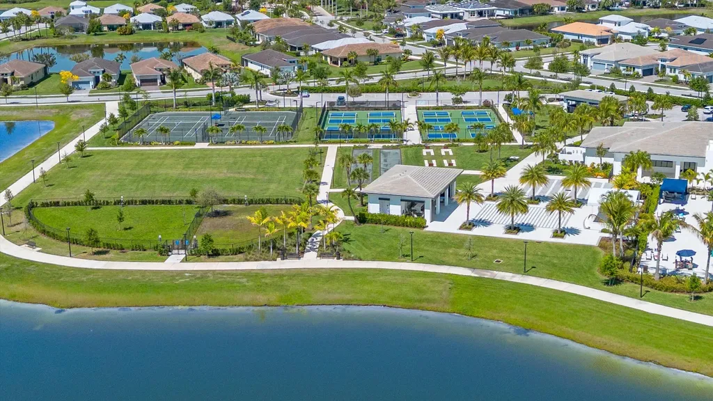 4786 Saint Armands Way Westlake FL 33470