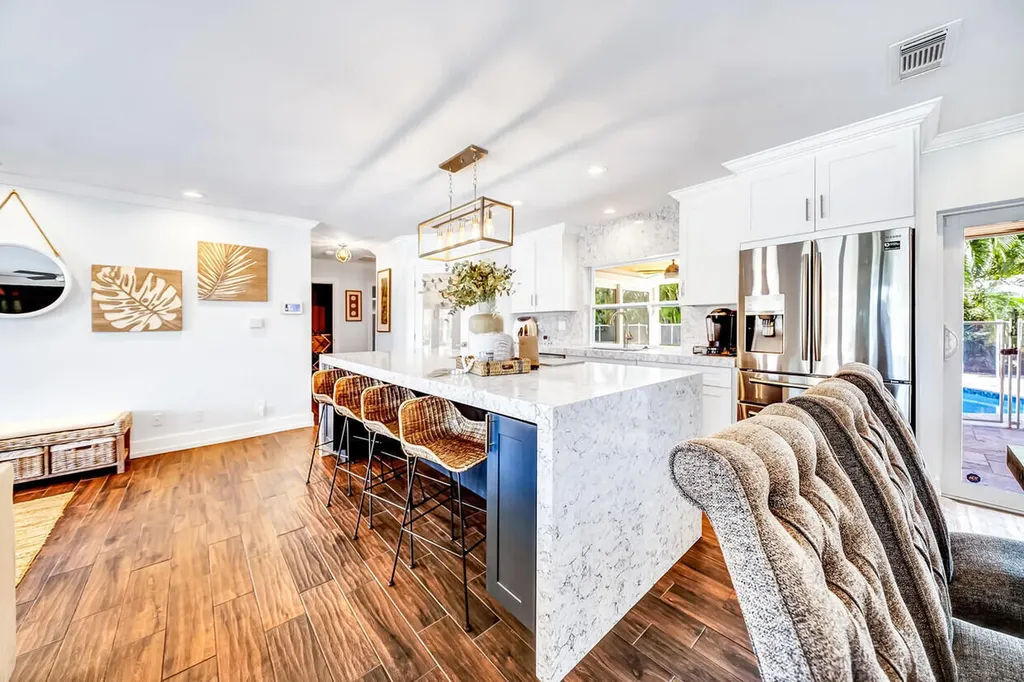 864 Appleby Street Boca Raton FL 33487
