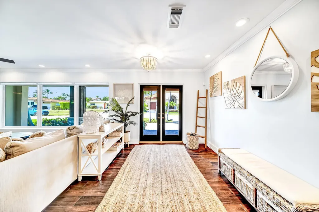 864 Appleby Street Boca Raton FL 33487