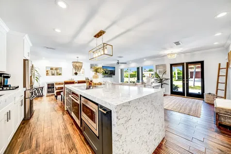 864 Appleby Street Boca Raton FL 33487