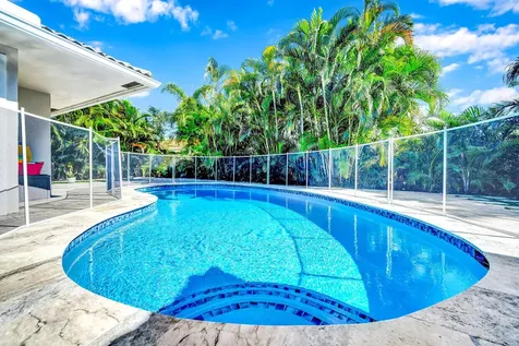 864 Appleby Street Boca Raton FL 33487