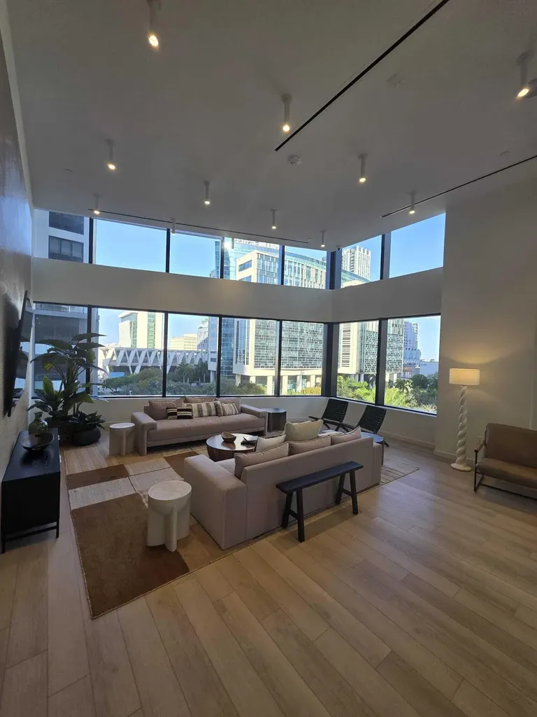 225 N Miami Avenue Miami FL 33128