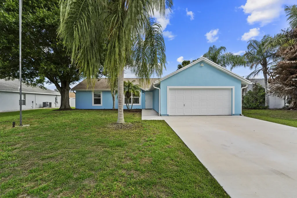 243 SW Aubudon Avenue Port St Lucie FL 34984