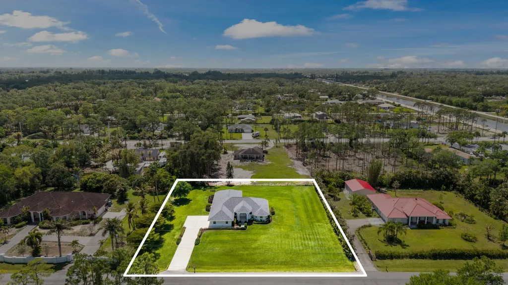 12878 N 70th Place Place N The Acreage FL 33412