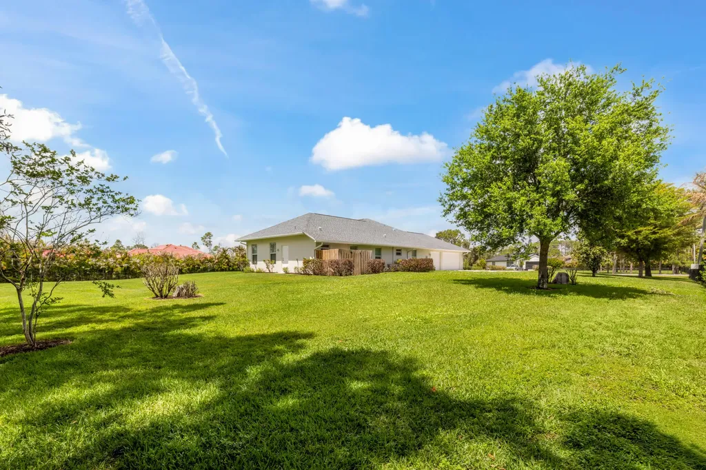 12878 N 70th Place Place N The Acreage FL 33412