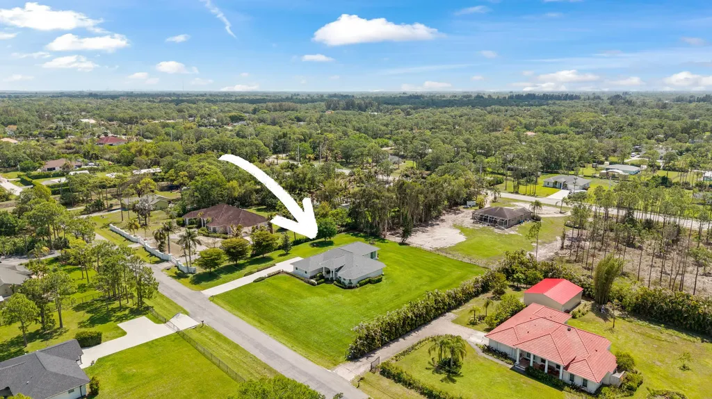 12878 N 70th Place Place N The Acreage FL 33412
