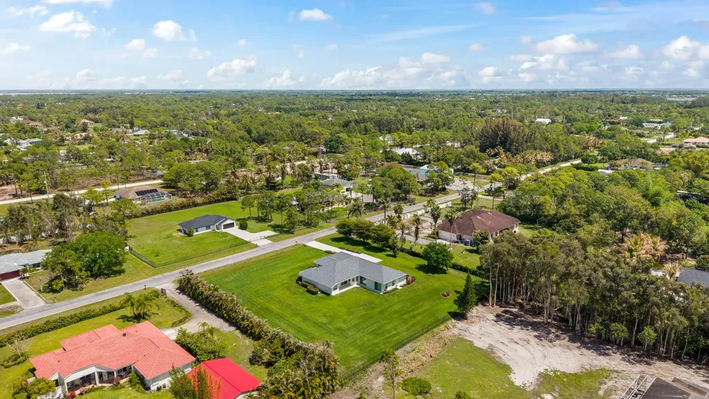 12878 N 70th Place Place N The Acreage FL 33412