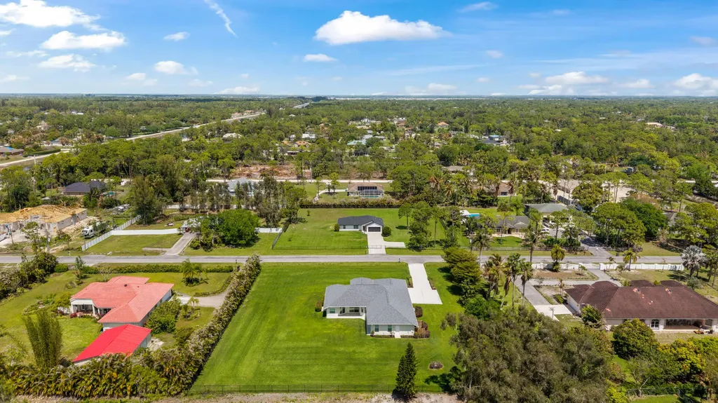 12878 N 70th Place Place N The Acreage FL 33412
